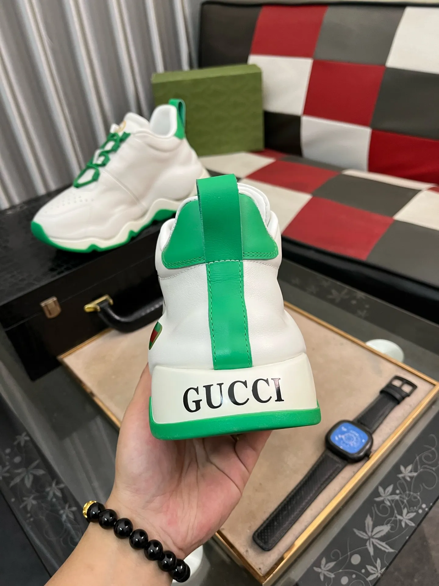 Men's shoes 💰640⌚️⌚️[Gucci] Gucci's latest casual men's shoes, welcome to 1:1 comparison, the most popular Hong Kong counter casual shoes, counter quality, support inspection, high-quality workmanship, the upper is made of Italian imported calfskin, breathable mesh insole original fashion sports outsole, casual fashion, high-end quality, size: 38-442️⃣Colors available